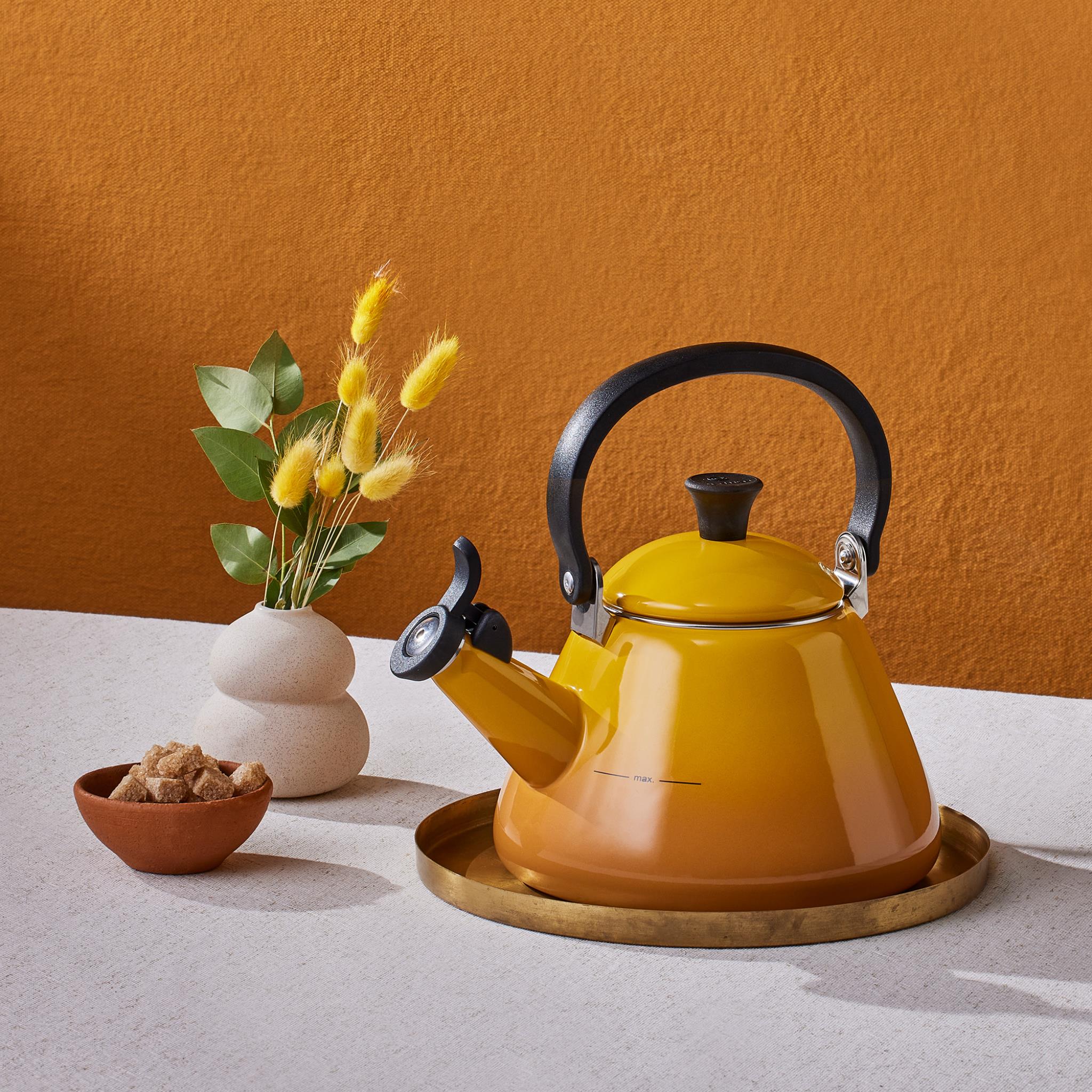 Le Creuset Nectar Kone Kettle